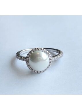 White Freshwater Pearl with CZ Halo Ring Size 7